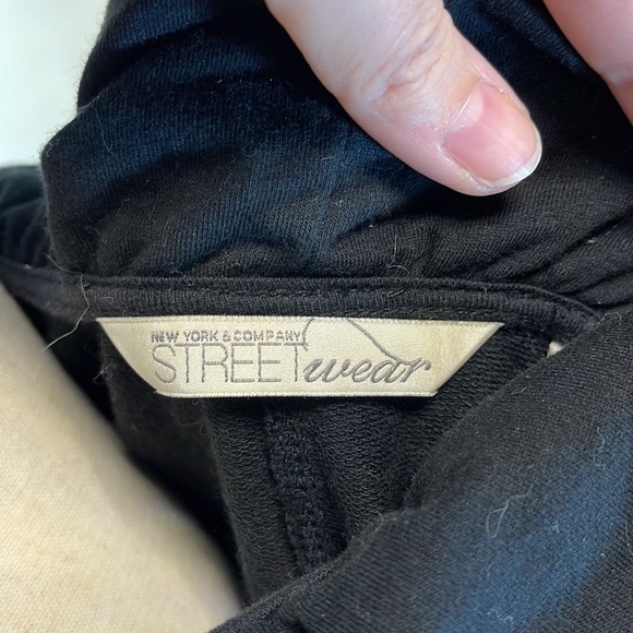 New York & Company Streetwear black Sweater Cardigan Size Large - Picture 6 of 10